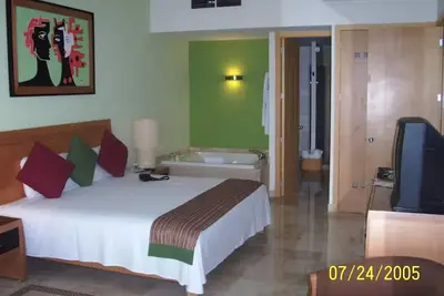 Image de Luxury Resort - Mayan Palace 2 Br Master Suite at Vidanta Nuevo Vallarta