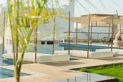 Image de Luxuriöses 3br Apt: Rooftop-Pool + Gym + Tennis