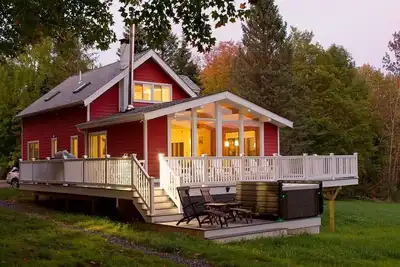 Image de Idyllic Mountain Home on 20 Acres of Private Land