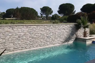 Image de Charmante petite Villa du Sud au milieu des vignes