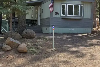 Image de Bear Necessities \n2 bed 2 bath located on the Peninsula at Lake Almanor Ca.