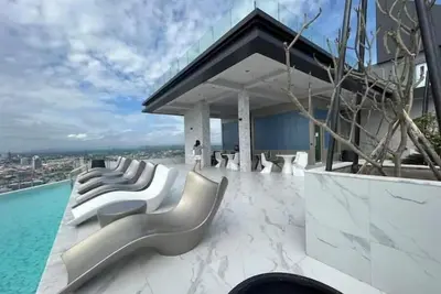Image de Hidaka Apartment Pattaya Walking Street Sea View Apt Millennium Building 04