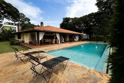 Image de hermosa casa bali con piscina privada y jacuzzi en pance cali valle del cauca