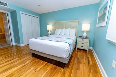 Image de Oceanview Condo w/ Fireplace & Patio