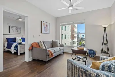 Image de Bright 1br by Broadway w/ infinity pool