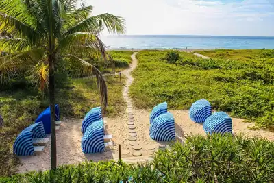 Image de Beachfront Rental w/ Ocean Views