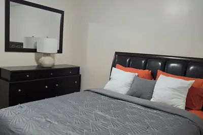 Image de 4-bedroom house in beautiful Warrenville with WiFi, Ac. Start your getaway now