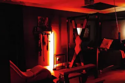 Image de Adult-Theme Rental Home w/Kink Room, Strip Club, Zen Room. . . Couples Getaway!