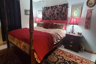 Image de Charming 2-bedroom Vintage 1921 Cottage w/ Mountain Views in lovely Heber City!