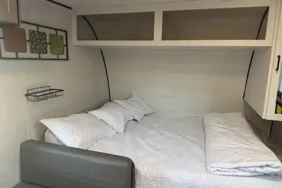Image de Cozy Rv in Tremendous Fresno with WiFi, Ac