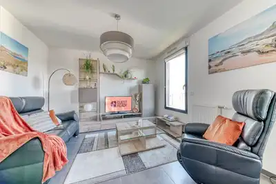 GuestReady - Apt Familial avec Parking et Jacuzzi