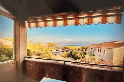 Image de Bright three-room sea-view apartment 5 minutes from the beach