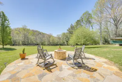 Image de 3 Mi to Dtwn Hiawassee: Mountain Cottage w\/ Views