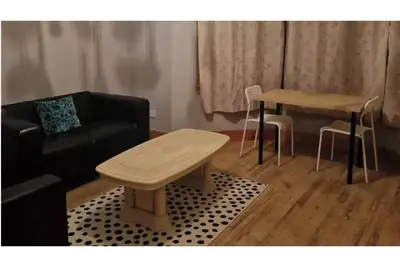Image de Belle maison dans un quartier calme à proximité des parcs et à quelques minutes