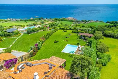 Villa Silènis-Puntaldia