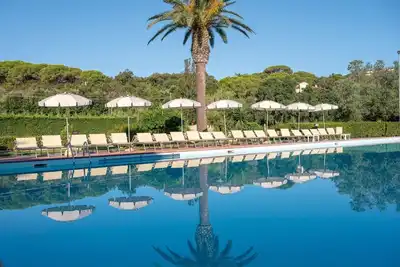 Image de Appartement auf Elba dans Residence mit Privatstrand
