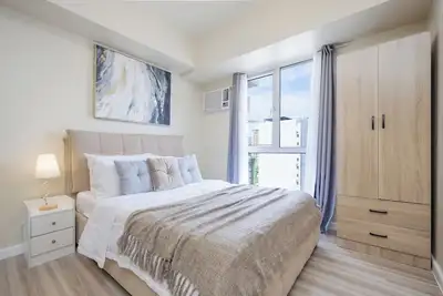 Image de Furnished Studio Condo with WiFi, Netflix and Pool—Avida Riala, Cebu It Park