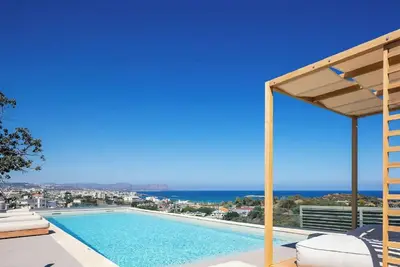 Villa panoramic views over the coastline, Pool\/Bbq\/Ac