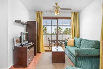 Image de Modern 2-Bed Apartment | Golf del Sur | Sleeps 6