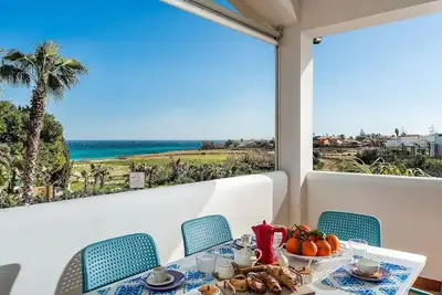 Image de Maison de vacances à Noto avec 2 chambres à coucher, 5 couchages