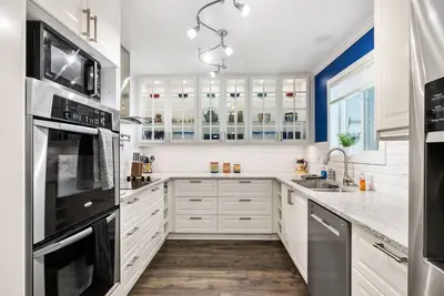 Image de Cactus Oasis Vacation Rental | 5-Br House great for Bridal & Corp events, Scottsdale | Casita  • Heated Spa & Pool • Sun & Game Room