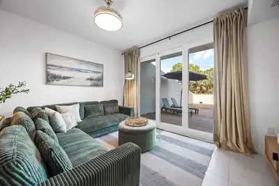 Image de River Fly In: Luxury Condo 2br w/ Huge Balcony