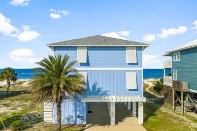 Image de St Joe Beach House In Good Company - Beachfront, Family Fav, Sleeps 12