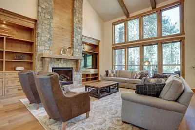 Image de Caldera Luxury Retreat with Access to Forest House