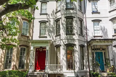 Image de Savannah’s Premier Forsyth Park Estate | Luxury by Lucky Savannah