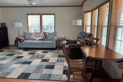 Image de Charming 2-bedroom mobile home with Ac, WiFi in Clermont