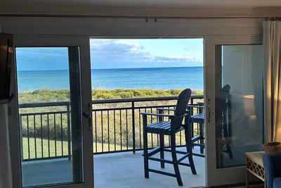 Image de Seaworthy-Oceanfront 3 Br/3 Ba, Beachwalk Villa Panoramic oceanview, elevator
