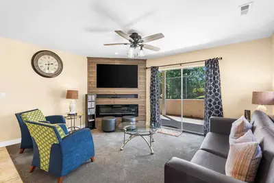Image de Fairway View Escape – For 8!