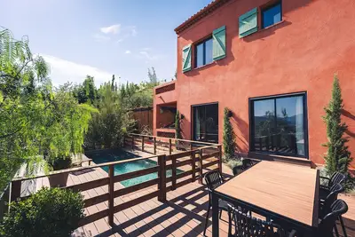 Image de Sublime villa d’architecte, piscine et parking