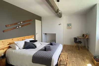 Image de Les Chambres des 3 Chouettes - Chambre Pyrénées
