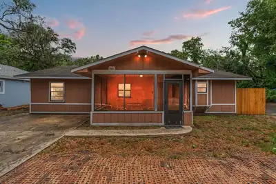 Image de Charming 3-bedroom house with Ac, WiFi in amazing New Port Richey
