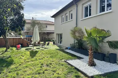 Image de Villa rénovée 150 m² avec piscine & jardin