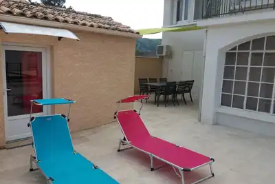 Image de Gîte, 3 ch, piscine, 4-7 personnes, Vallon Pont d'Arc, proche du Festival Aluna