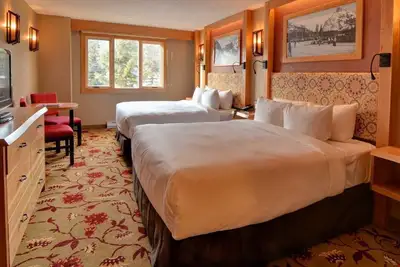 Image de Room in Incredible Banff Location! + Hot Pools