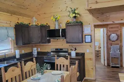 Image de The Yellow Rose Cabin on Lake Granbury