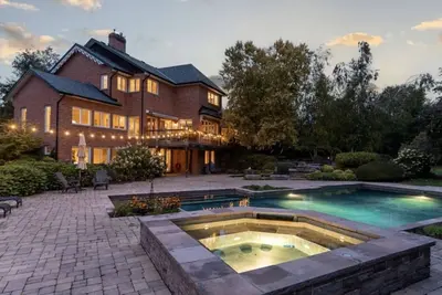 Image de Estate Home available for Canadian Open in Caledon