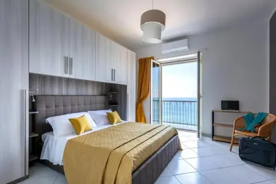 Image de Seaview Cocò Home Piano di Sorrento Sea Front and Free Parking