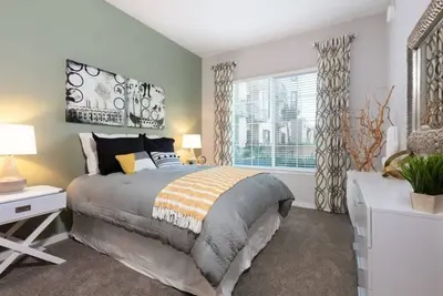 Image de Elegant 1br at 300 Railway w Pool, Gym & Bbq Area