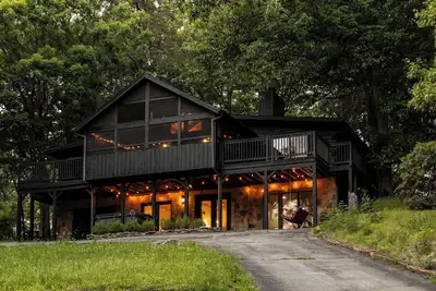 Image de Three Bears Cottage: Cozy Wears Valley Cottage