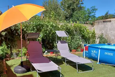 Maisonnette dans un jardin