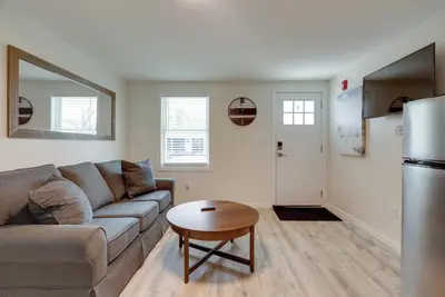 Image de Pet-Friendly Apt Near Onset Beach on Cape Cod!
