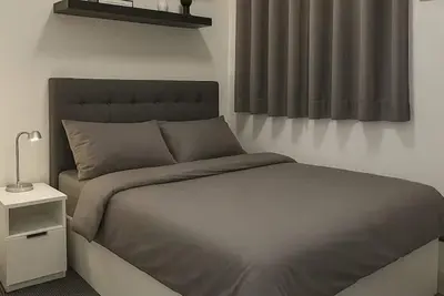 Image de Lux 2br Condo in Taguig with High-speed Internet, Disney, Washer and Pool