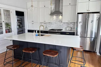 Image de Charming 2br Getaway – Perfect Basecamp for City & Mountain Trips