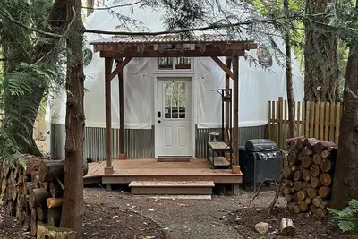 Image de Unique dome experience on beautiful Bainbridge Island with WiFi