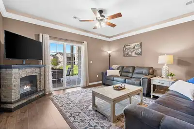 Image de Ozark Hills Sanctuary: Double Condo & Pool Access