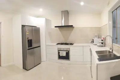 Image de Quite and Friendly House